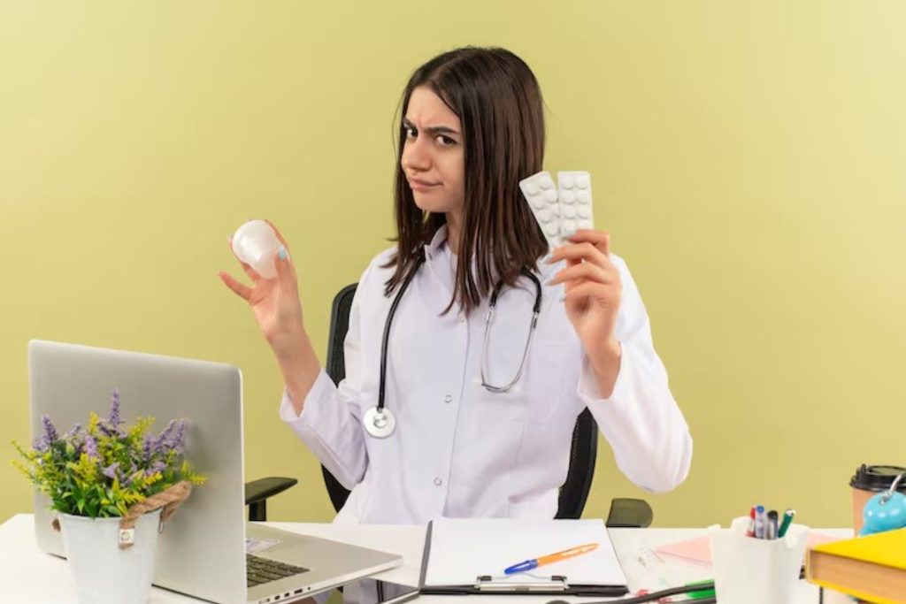 Avoiding Costly Mistakes: HIPAA Do’s and Don’ts for Pharmacies